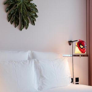 Chambre Moyenne Lit King-Size