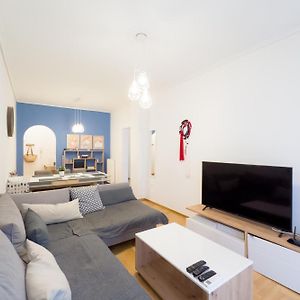 Appartement à 2 Chambres à Coucher
