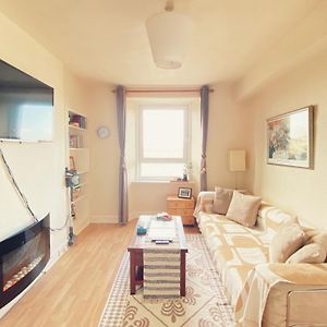 Edinburgh Meadowbank 1-Bedroom Flat