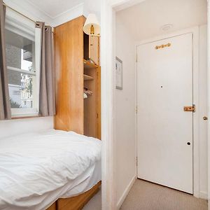 Compact Apartment In Central London
