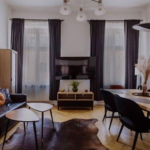 Golden Pearl - Main Square, 100 Sqm, 4 Rooms