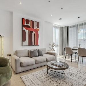 Appartement à 2 Chambres à Coucher