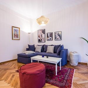 Classy Kolonaki Apartment With 2 Bedrooms