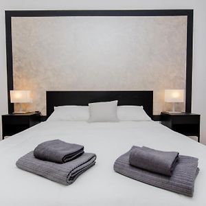Silver Room