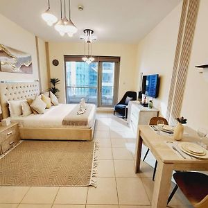 Stylish Studio For Rent Close To Burj Khalifa At Downtowen Dubai