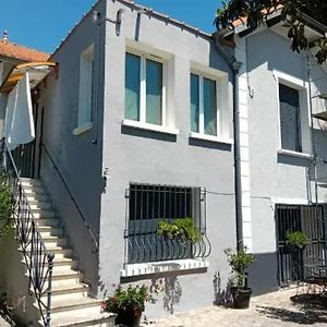 Appartement Charmant A Ales | 62 M² | Piscine Privee