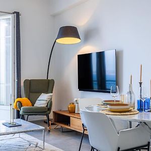 Appartement à 2 Chambres à Coucher
