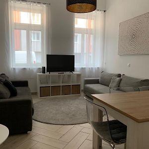 Appartement à 2 Chambres à Coucher