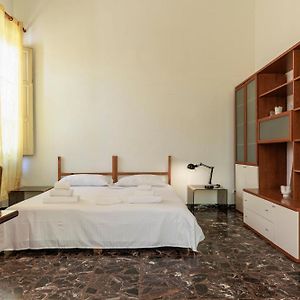 Appartement à 3 Chambres à Coucher