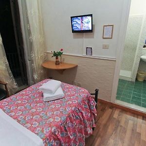 Private Bathroom Room
