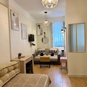 Arc De Triomphe -Marie Antoinette Garden Residence Hotel