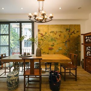 Appartement à 3 Chambres à Coucher