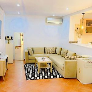 Cosy Studio By Nina