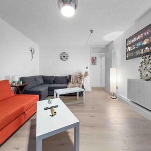 Appartement à 3 Chambres à Coucher