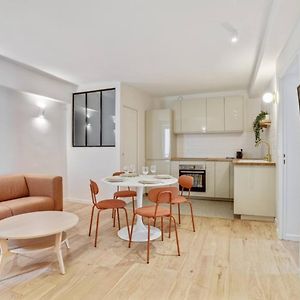 Appartement à 2 Chambres à Coucher