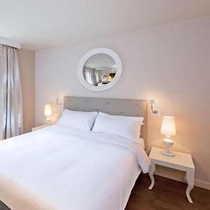 Chambre Lit Queen-Size