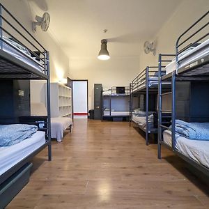 Dormitory Room Mixed