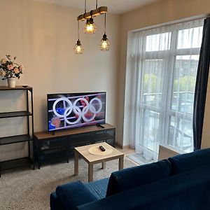 Your Home - Stylish Studio Apartment In Center, With Balcony & Self Check-In