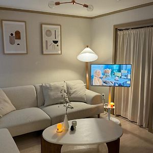 Appartement à 3 Chambres à Coucher