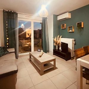 Appartement à 2 Chambres à Coucher