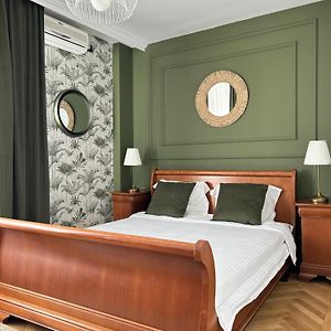 Appartement à 2 Chambres à Coucher