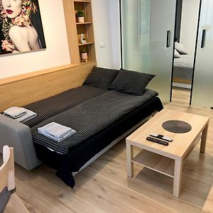 Location ! Sofia Opera View Apartment Next To Alexander Nevsky Cathedral