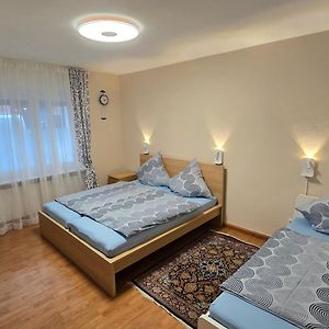 Appartement à 2 Chambres à Coucher