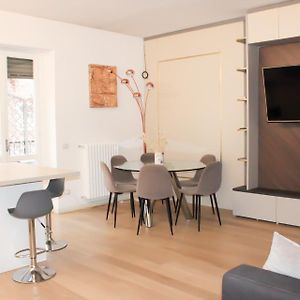 Appartement à 2 Chambres à Coucher