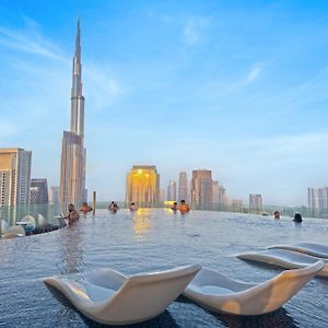 3 King Beds - 7Mins To Dubai Mall - High Floor Sun Set And Sea View