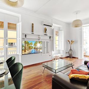 Appartement à 3 Chambres à Coucher