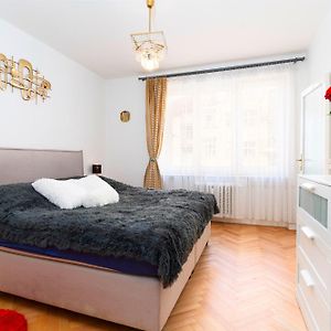 Luxury Kings Residence