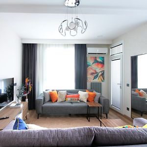 Appartement à 2 Chambres à Coucher