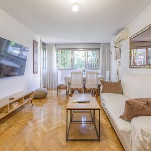 Appartement à 3 Chambres à Coucher