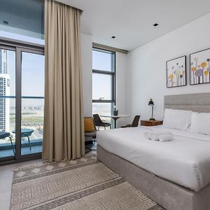 Waves - Stylish 13Th-Floor Studio With Top-Notch Amenities