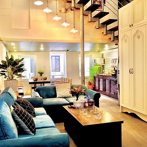 Appartement à 3 Chambres à Coucher