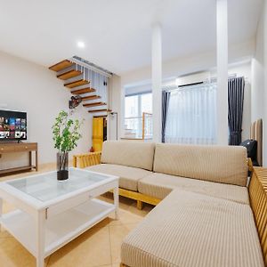 Appartement à 3 Chambres à Coucher