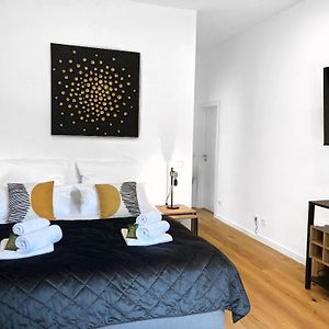 Appartement à 2 Chambres à Coucher
