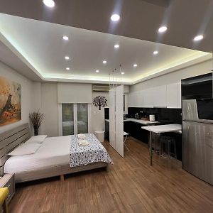 Apartment Perraivou