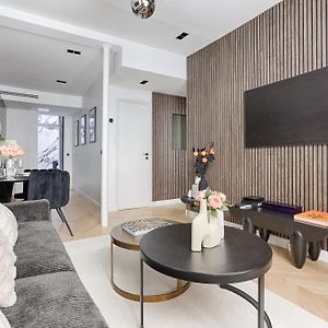 Stylish 2 Bedroom Near Montmartre Sacre Coeur