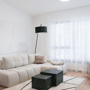 Kesselbauer Bratislava - Luxury Apartment With Free Parking