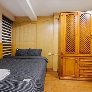 Appartement à 2 Chambres à Coucher