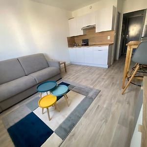 Studio Lit King-Size avec Accès aux Personnes Handicapées
