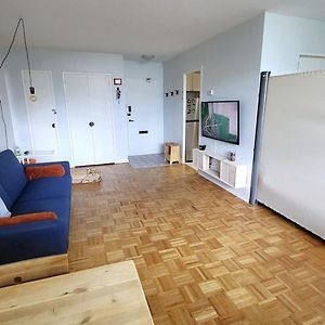 Appartement à 2 Chambres à Coucher