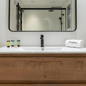 Appartement à 3 Chambres à Coucher