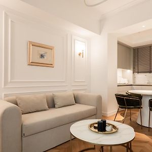 Elegant Apartment A Breath Away From The Acropolis