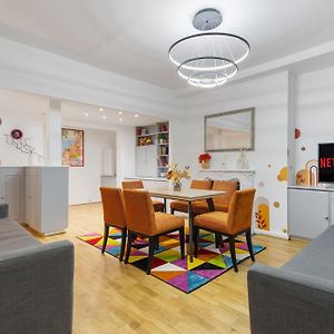 Appartement à 2 Chambres à Coucher