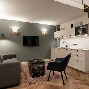 Appartement à 2 Chambres à Coucher