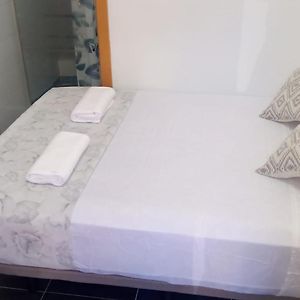 Estudio Encantador Cerca Del Carrefour Rosaleda 1