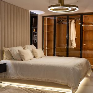 Ecrin Secret, Duplex Prestige, Proche Corniche & Medina, Piscine, Parking, Wifi, Iptv, Ac