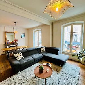 Appartement à 2 Chambres à Coucher